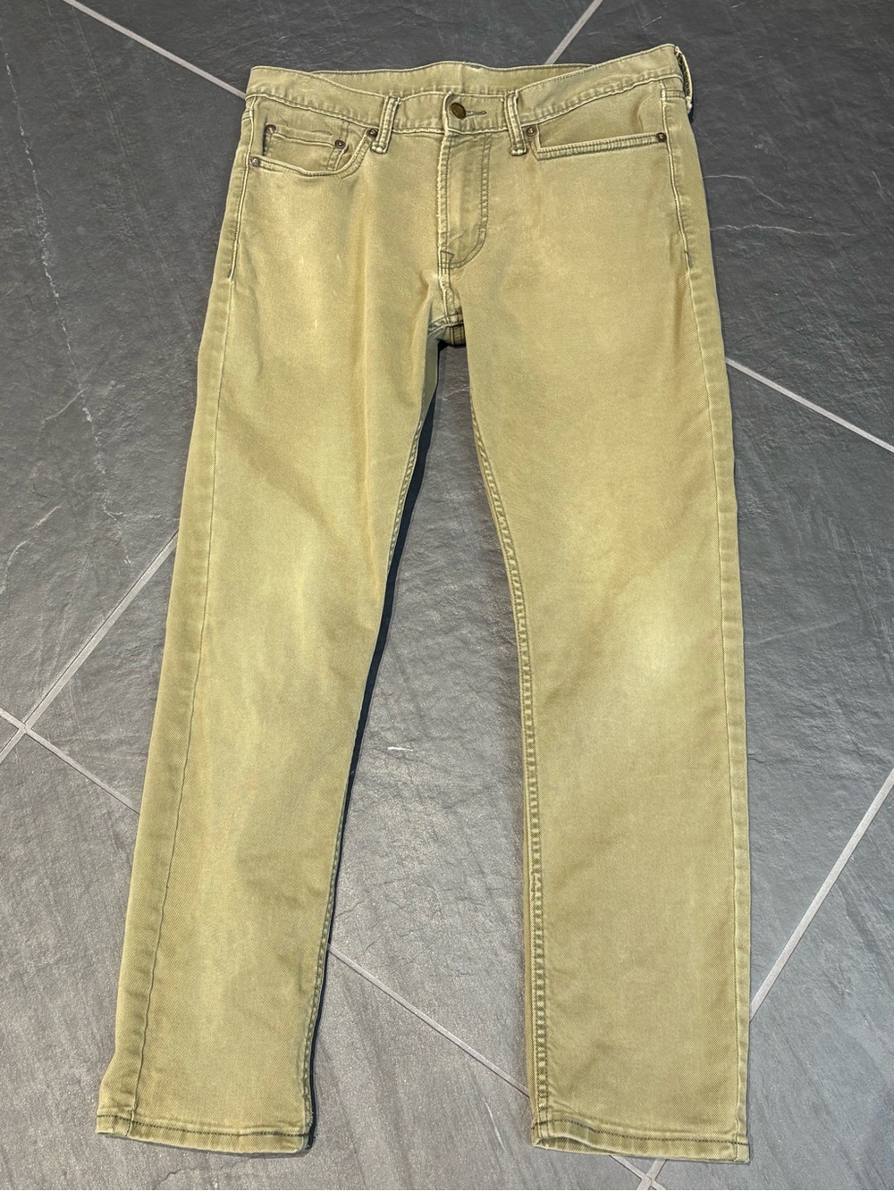 Old Navy Men’s Sage Green Jeans 32x30